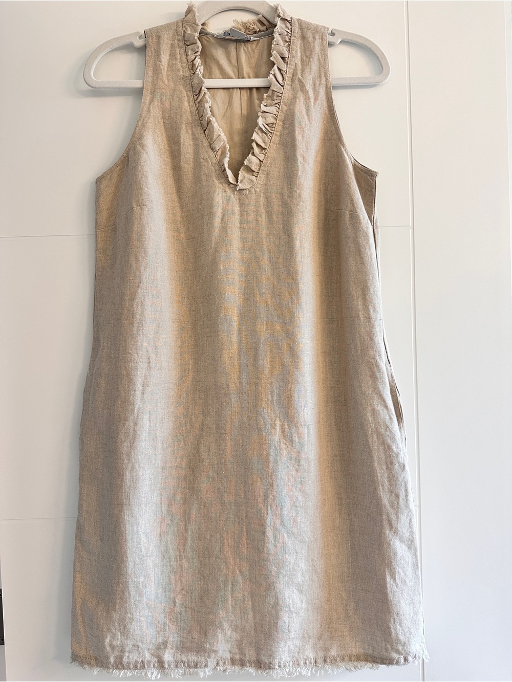 Tommy Bahama Sleeveless Ruffle V-Neck Linen Dress